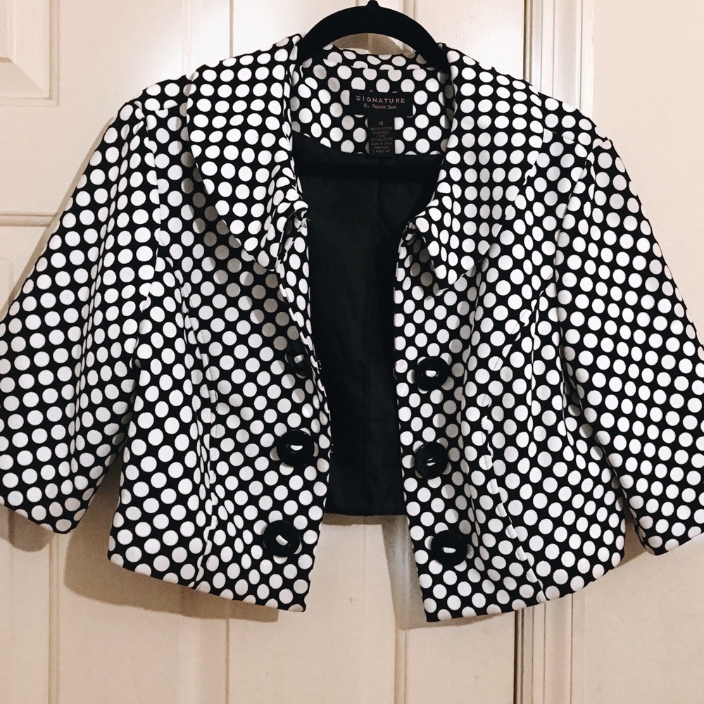 Black and white Blazer